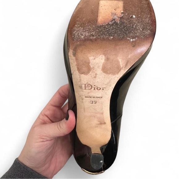 Dior Patent Leather Pumps - Picture 4 of 8